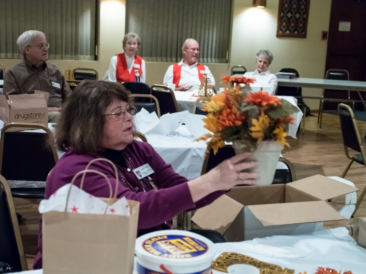 Bothell Oct 2012-72.jpg - Parcel Post Auction